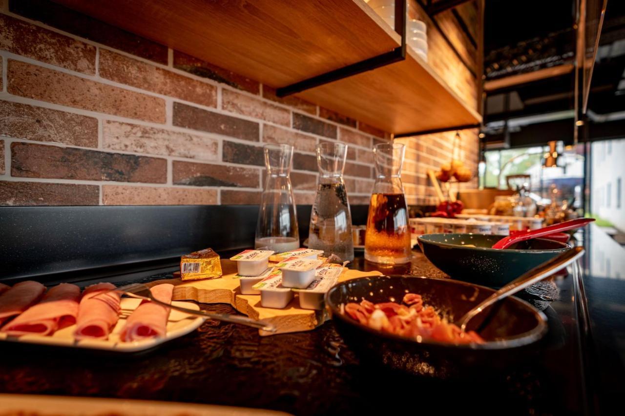 Ibis Styles Valenciennes Petite Foret المظهر الخارجي الصورة